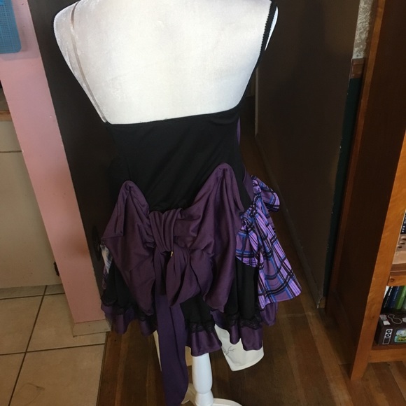 Haunted Doll Costume - Picture 3 of 6